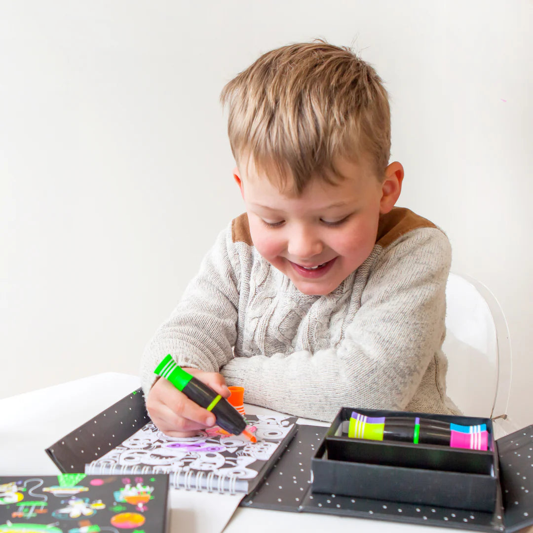 Set para Colorear Neón – Espacio Exterior