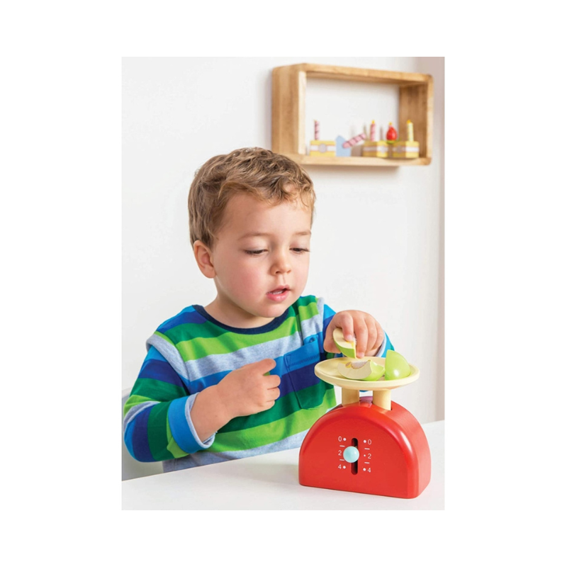 balanza de cocina con manzana (le toy van)